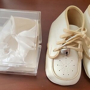 Elegant Cream Baby Shoes with Bell Accent